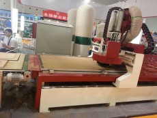 Máy CNC cắt khắc gỗ